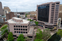 2021-04-03MoreBirdsAndViewFromRoomInSanAntonioTXDSC_7464-scaled